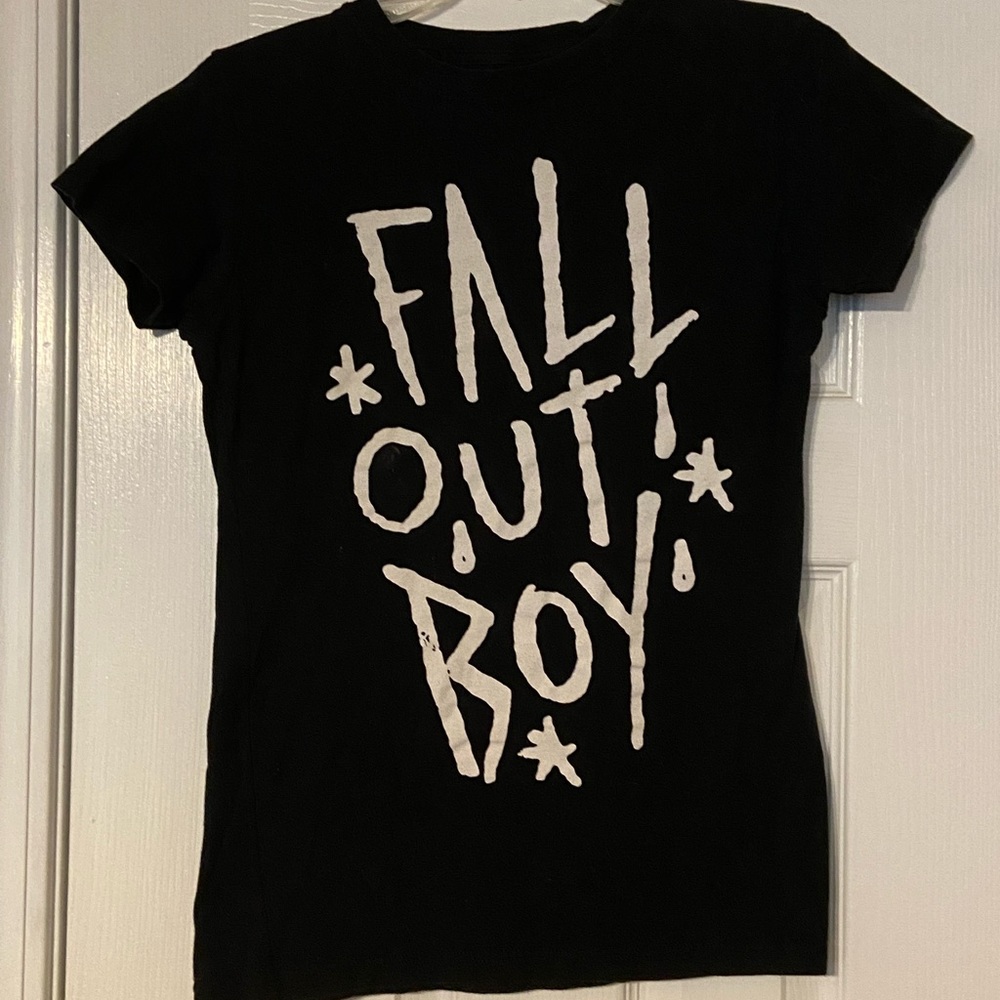 Hot Topic - Band T-Shirt - Fall Out Boy